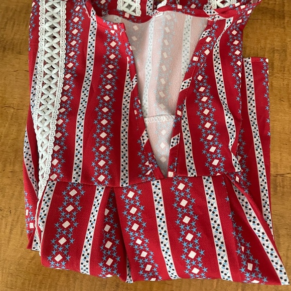 Red/White/Blue Short Sleeve Blouse - Small - EUC - Picture 4 of 5